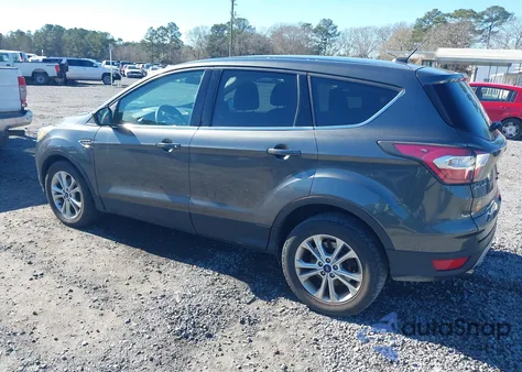 2017 Ford Escape Se z USA, uszkodzony, nr VIN 1FMCU0GD9HUA71370